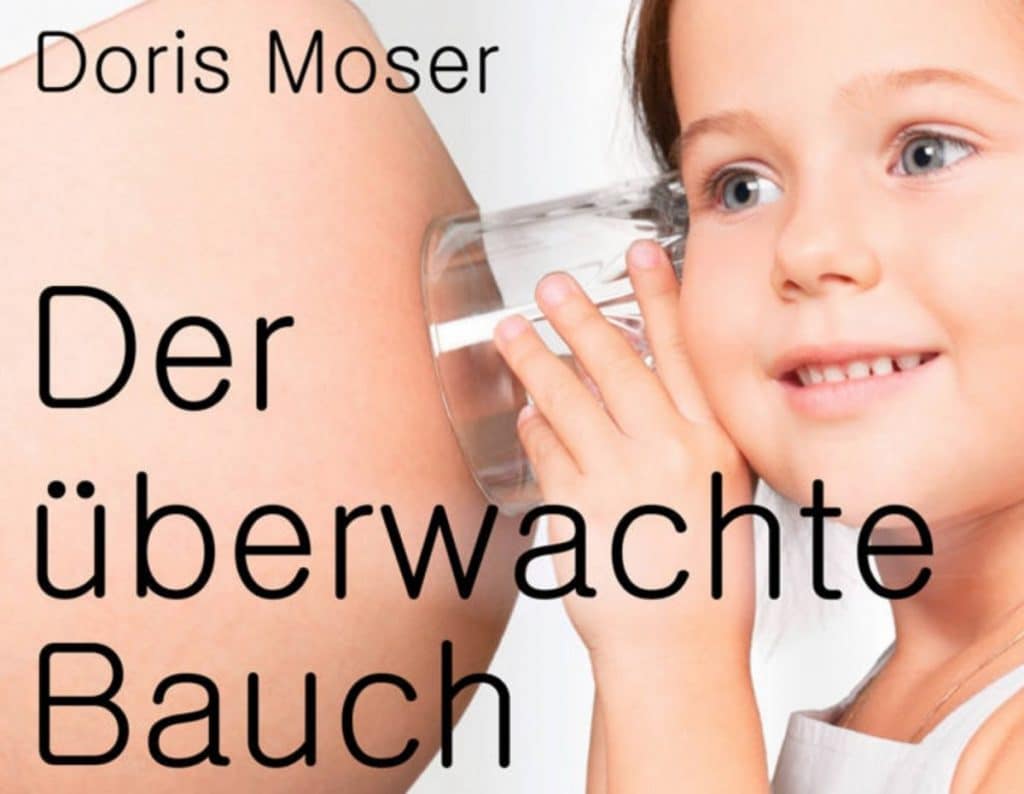 Schwangerschaft - Kind hört den Bauch der Mutter ab