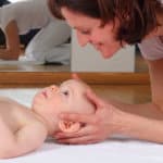 KiSS-Syndrom Osteopathie beim Baby wird behandelt