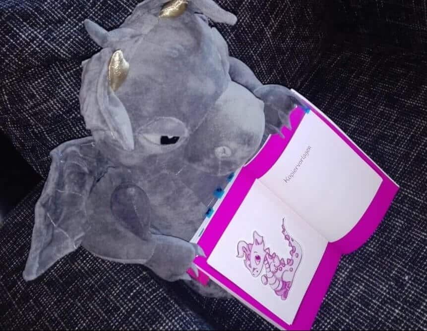 hochsensible Kinder Drache ließt Buch
